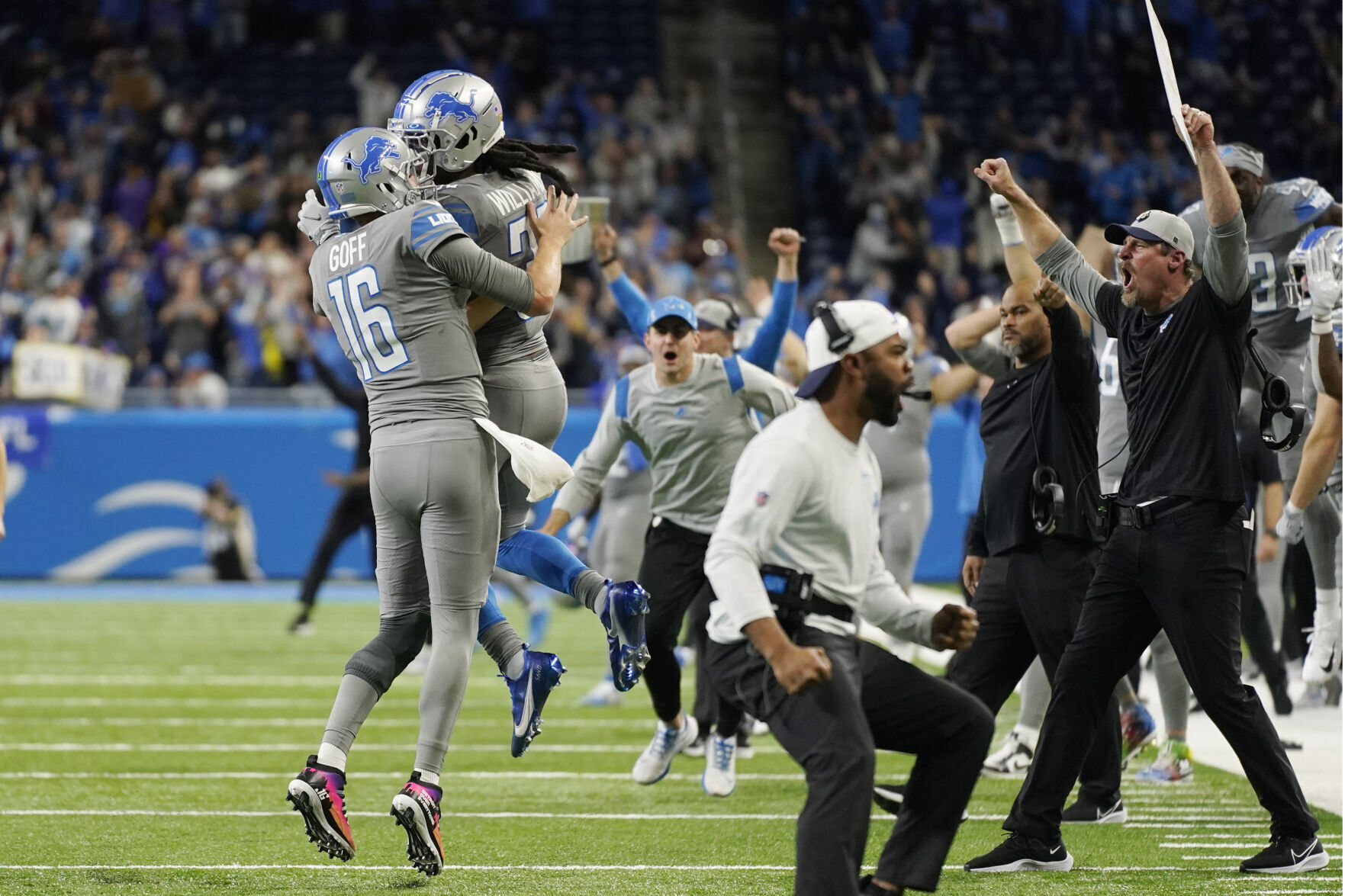 APTOPIX Vikings Lions Football